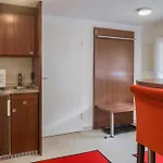 Hotel & Restaurant In Der Breite