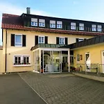 & Restaurant In Der Breite
