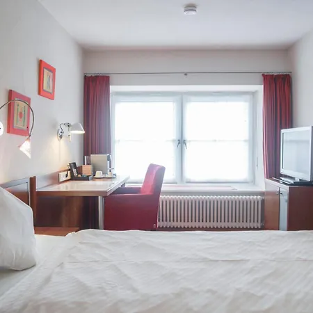 Hotel&restaurant In Der Breite Hotel