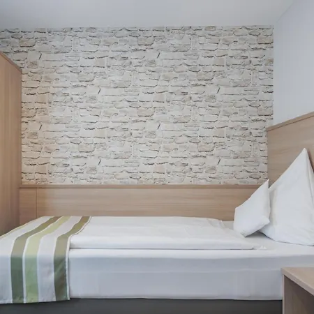 Hotel Garni In Der Breite 3*