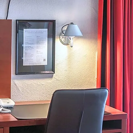 & Restaurant In Der Breite Otel Albstadt