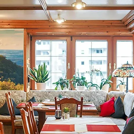 酒店 & Restaurant In Der Breite
