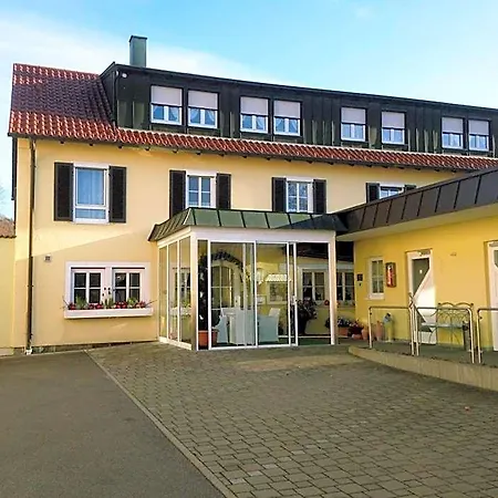 Otel & Restaurant In Der Breite 3*