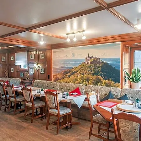 酒店 & Restaurant In Der Breite 阿尔伯斯塔特