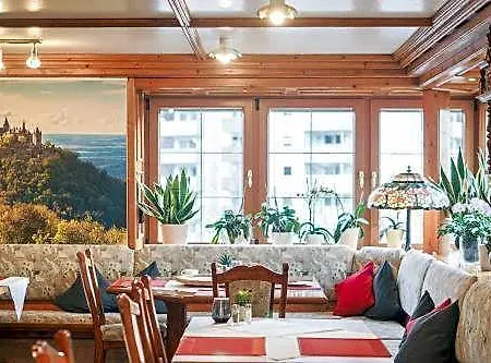 & Restaurant In Der Breite Ξενοδοχείο