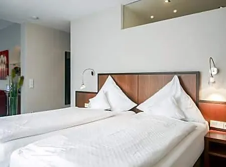 & Restaurant In Der Breite Hotel 3*