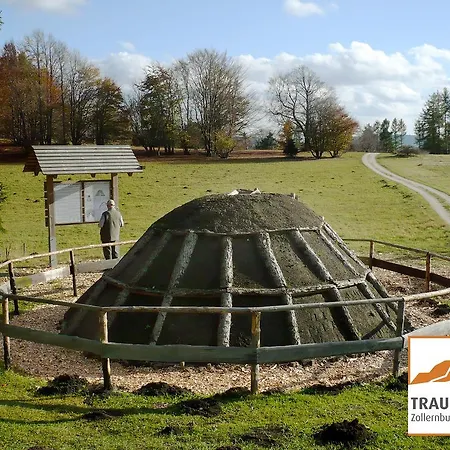 Отель Garni In Der Breite Альбштадт